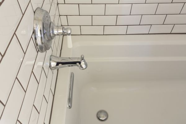 Wilmington Bathtub Refinishing